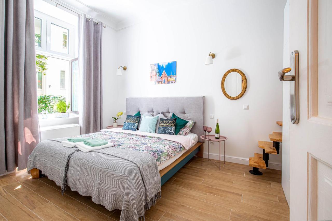 Apartament Ex Libris Krasków Eksteriør bilde
