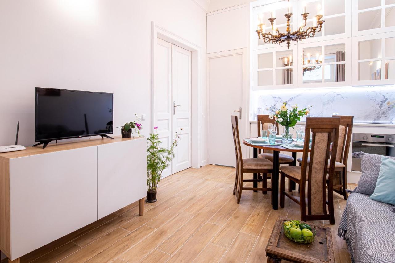 Apartament Ex Libris Krasków Eksteriør bilde
